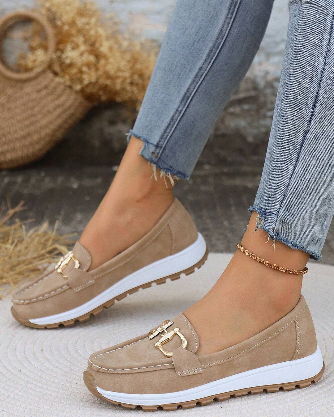 Delaney | Flat Moccasins with Buckle