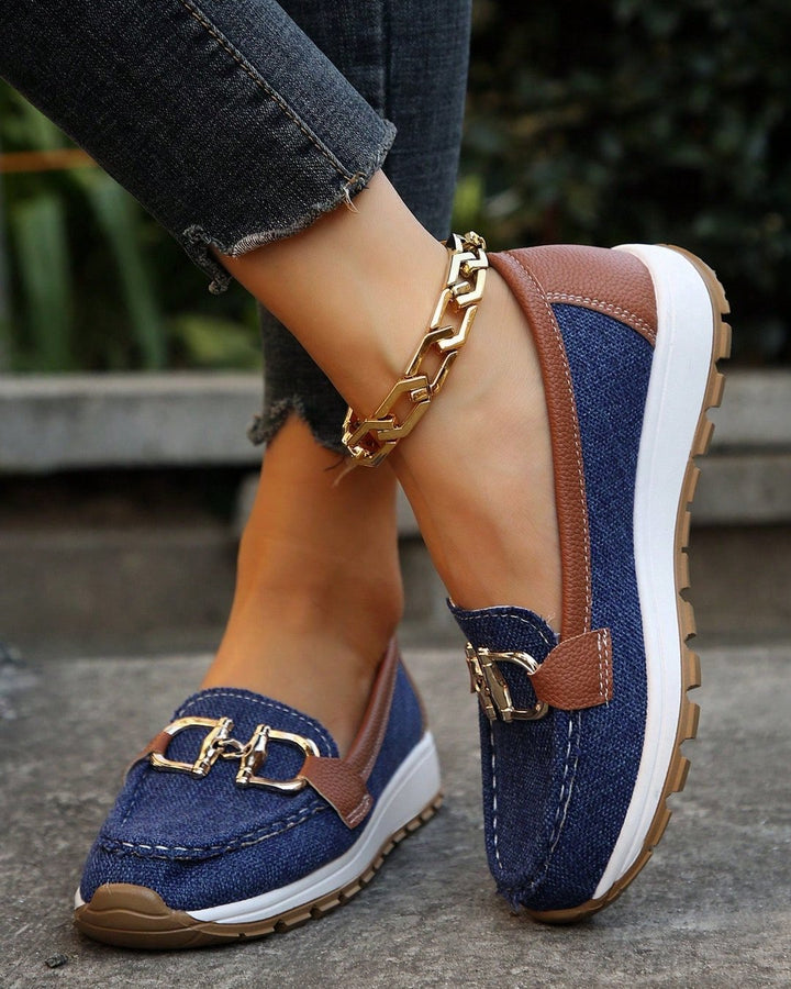 Delaney | Flat Moccasins with Buckle
