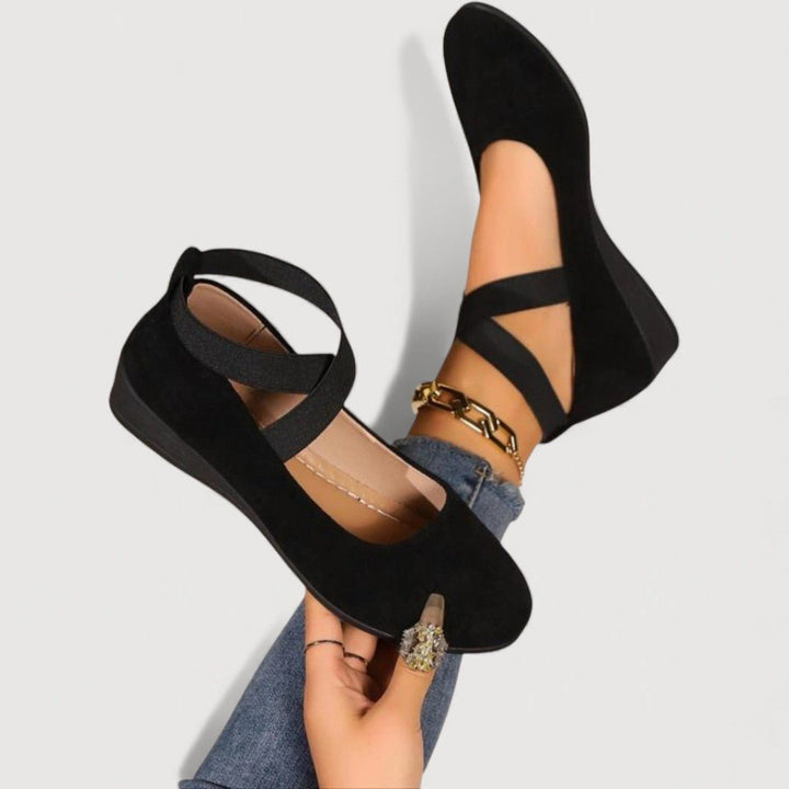 Ebony | Ballet Flats