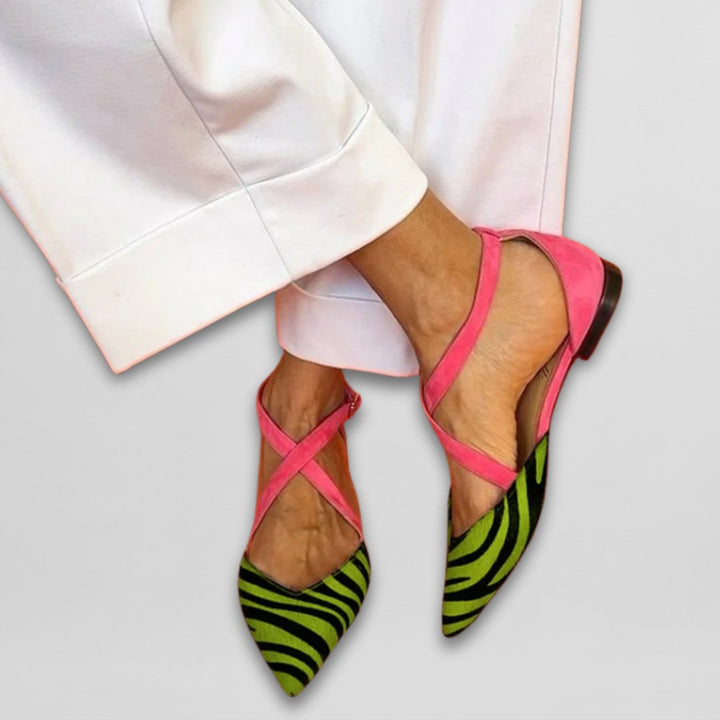 Donata | Ballet Flats With Straps
