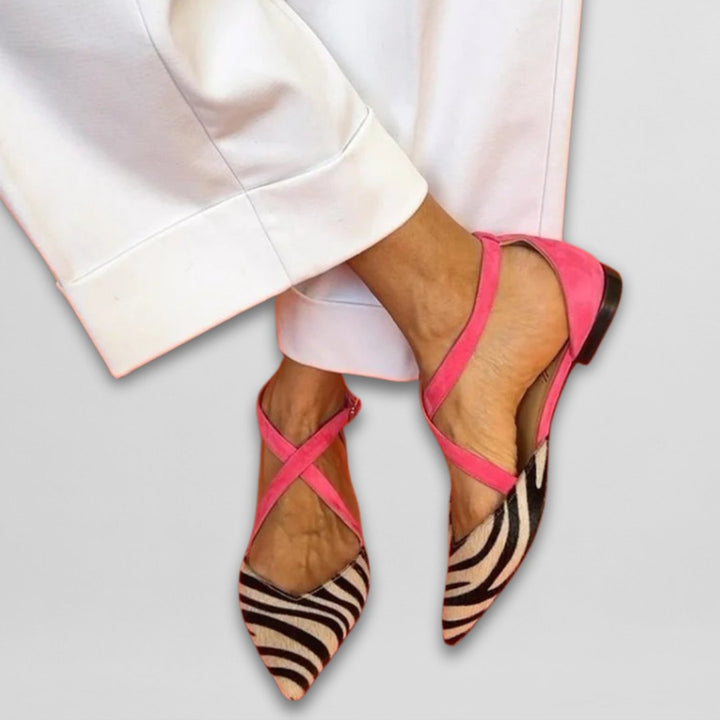 Donata | Ballet Flats With Straps