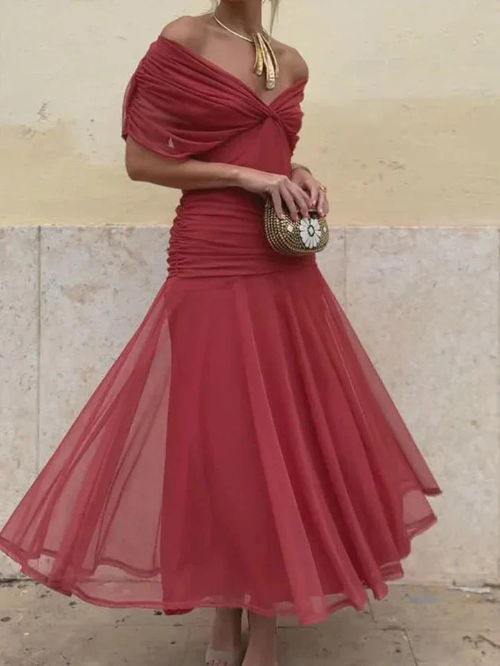 Helodia | Elegant Dress With V-Neckline