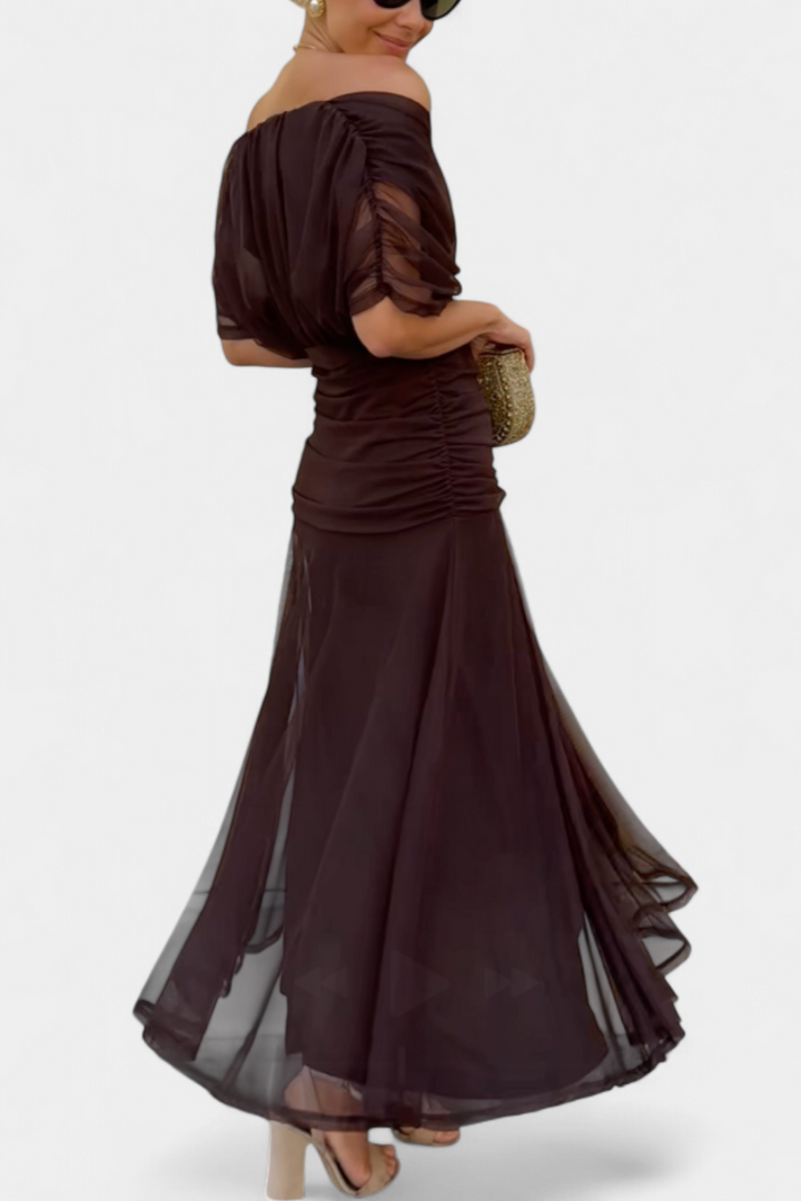 Helodia | Elegant Dress With V-Neckline