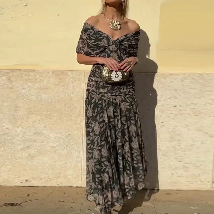 Helodia | Elegant Dress With V-Neckline