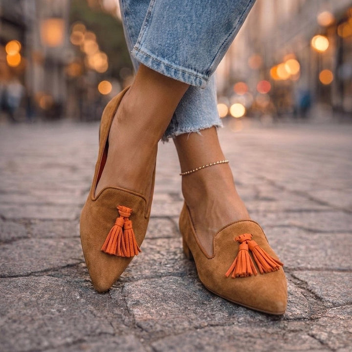 Demelza | Pointed Flats