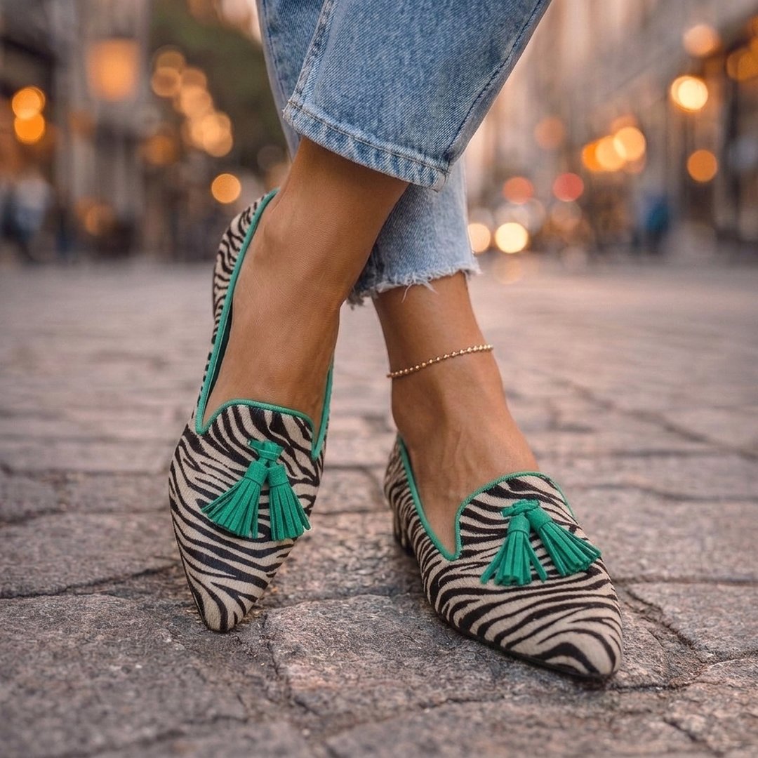 Demelza | Pointed Flats