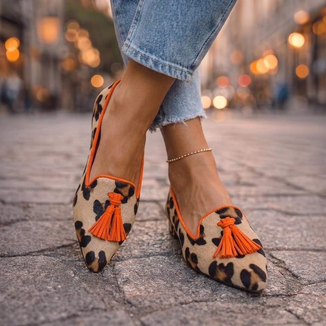 Demelza | Pointed Flats